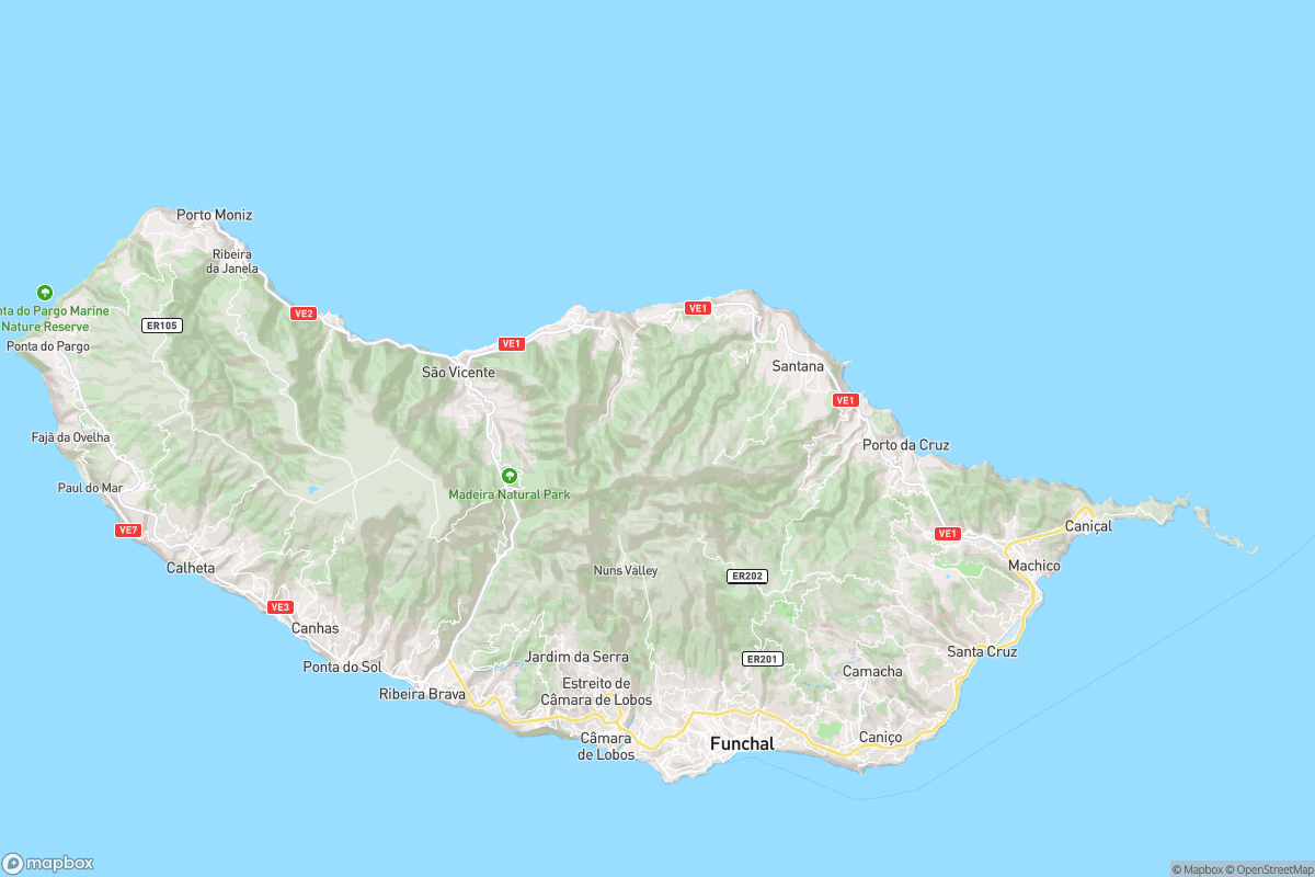 North-up street map showing Madeira’s west coast in context with the rest of the island, including Calheta and surrounding places where labels are available.