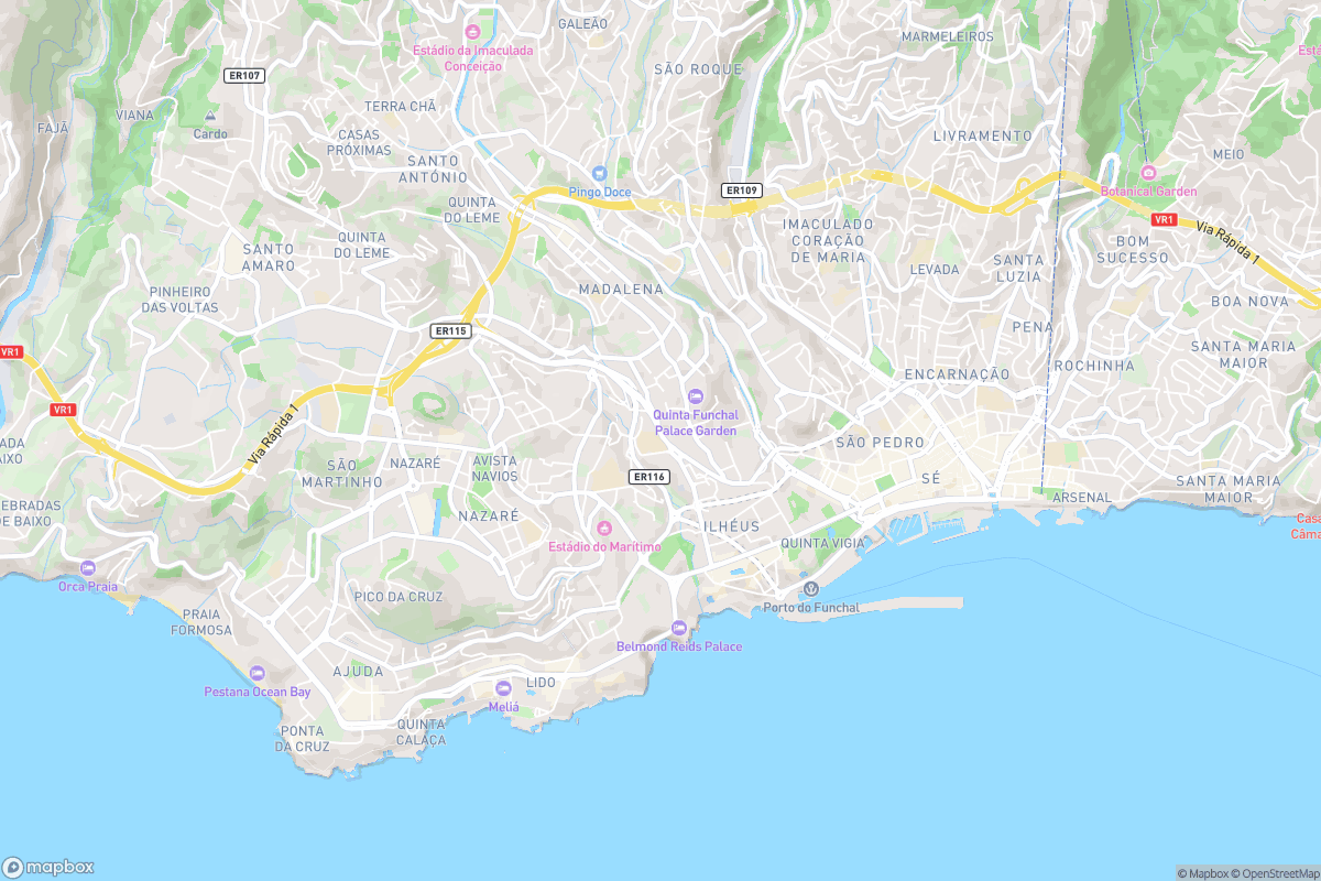 North-up street map of Funchal’s coastal urban area, providing geographic context for the Old Town and western waterfront near Lido.